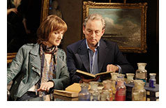 FAKE OR FORTUNE? Host Fiona Bruce and art expert Philip Mould (image)