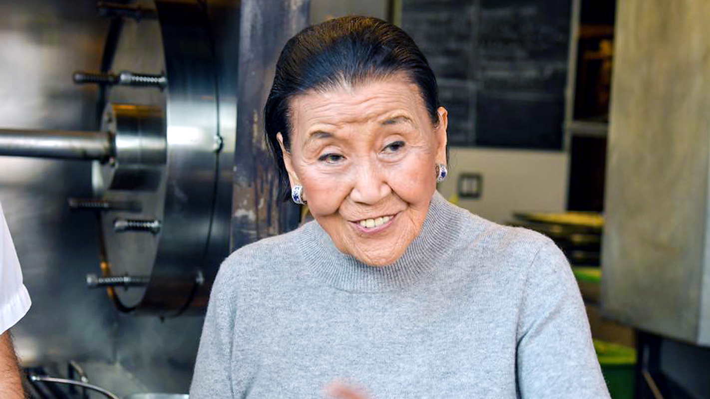 THE KITCHEN WISDOM OF CECILIA CHIANG: Mother Knows Best